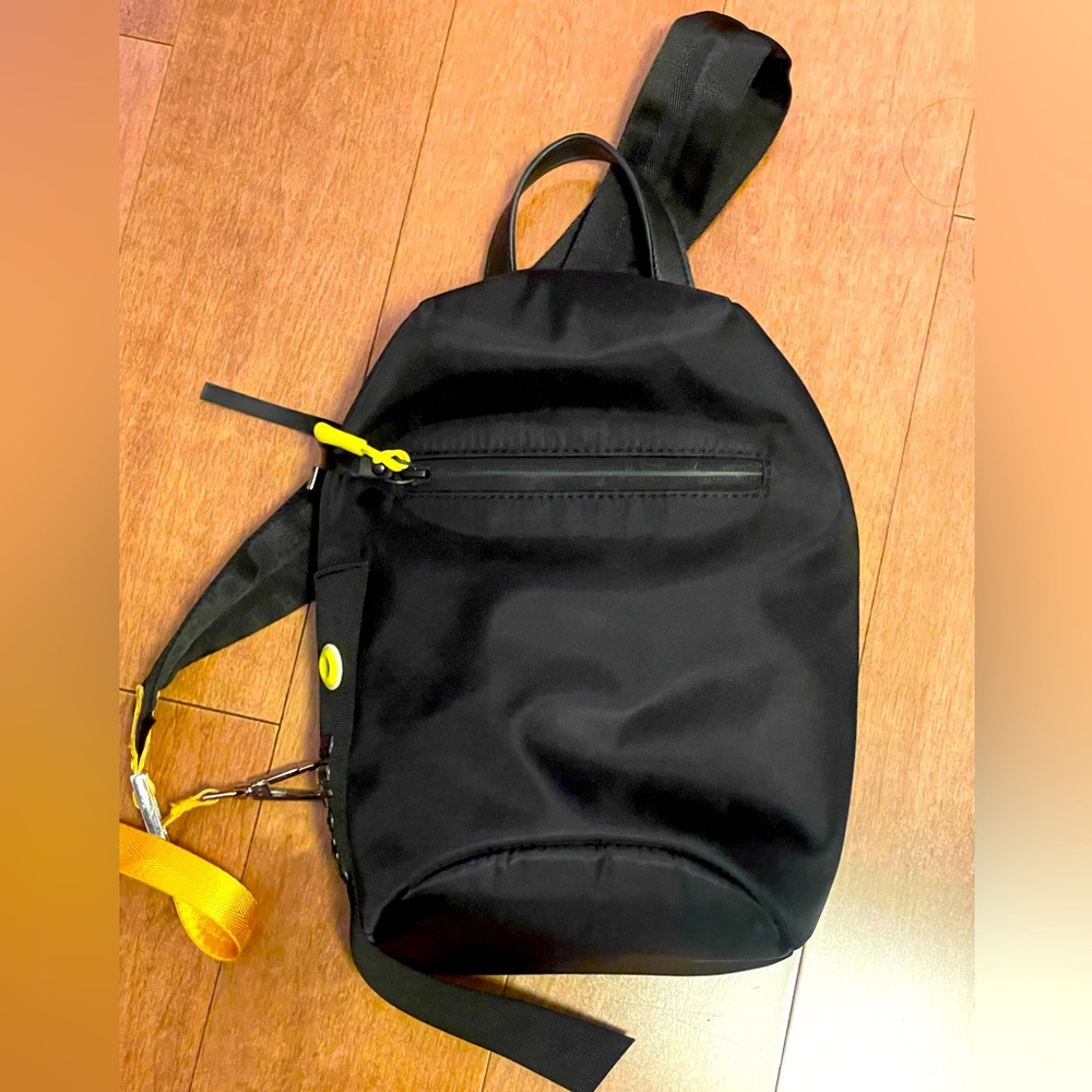 Crossbody backpack 🎒